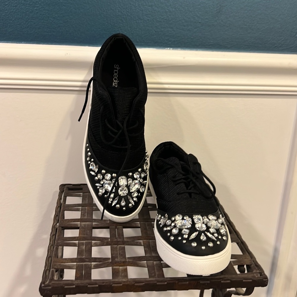 NWOT black and blinge tennis shoes.